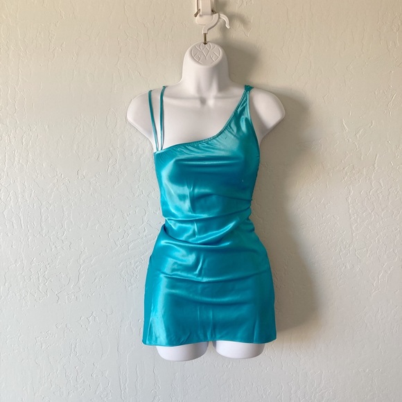 Blue Victoria Secret Slip - Picture 1 of 5